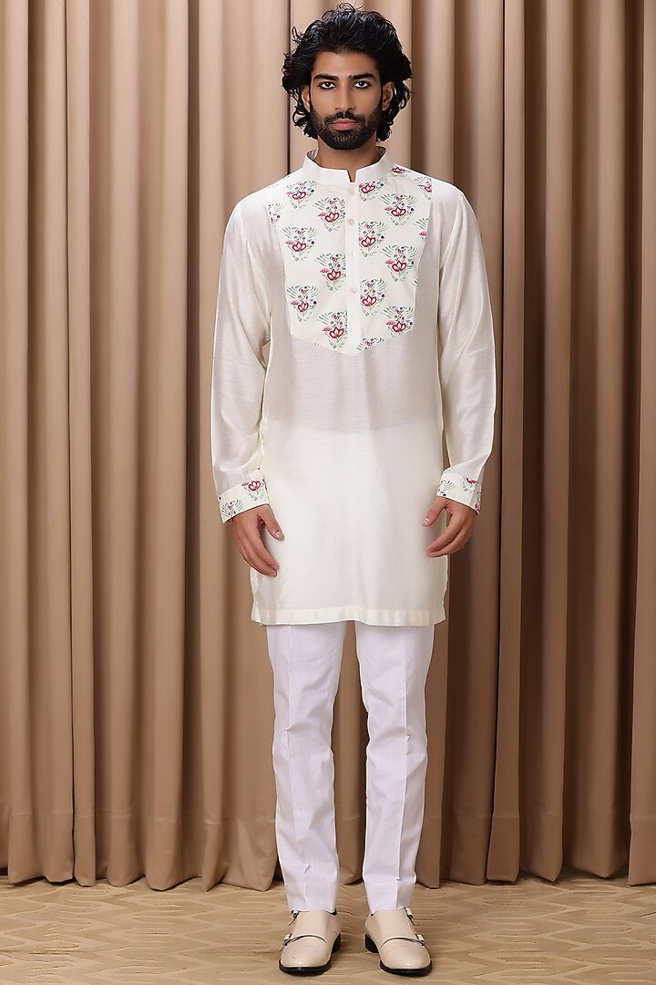 Off-White Printed Indo-Western Jacket Set by Ankit V Kapoor at Pernia's Pop Up Shop