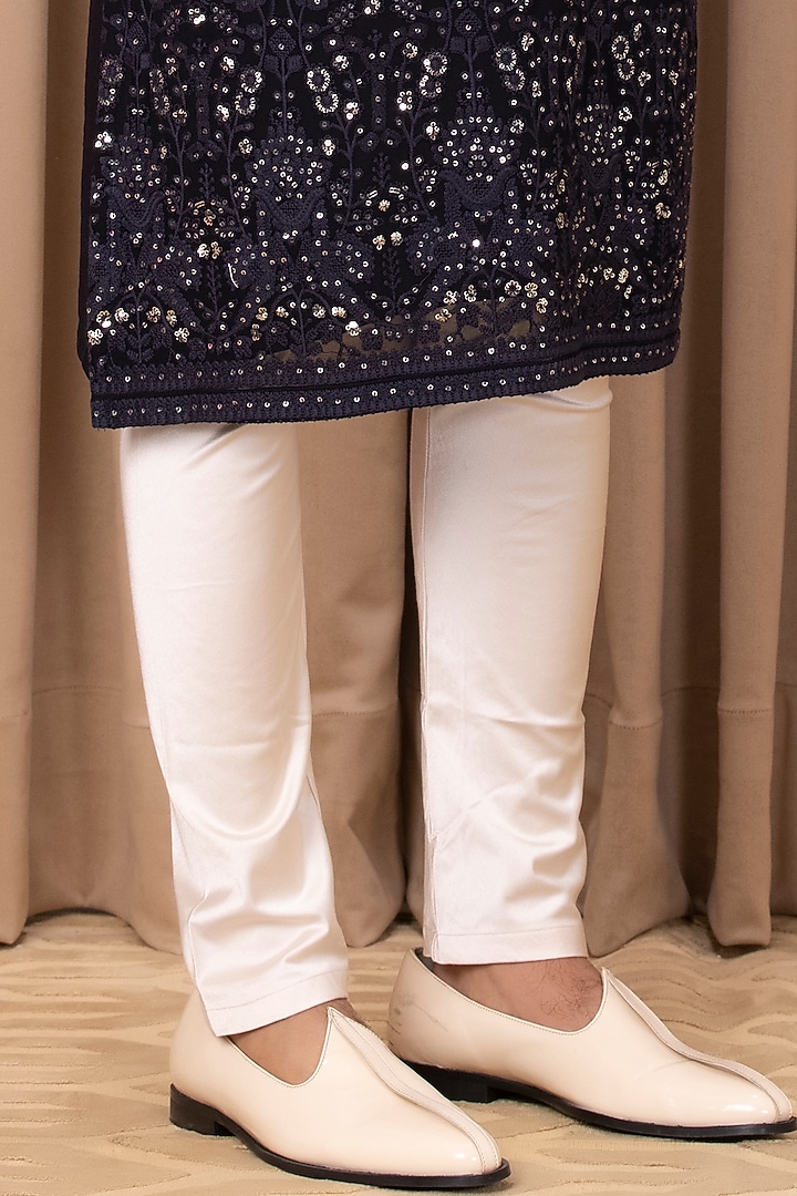 Navy Blue Embroidered Kurta Set by Ankit V Kapoor at Pernia's Pop Up Shop