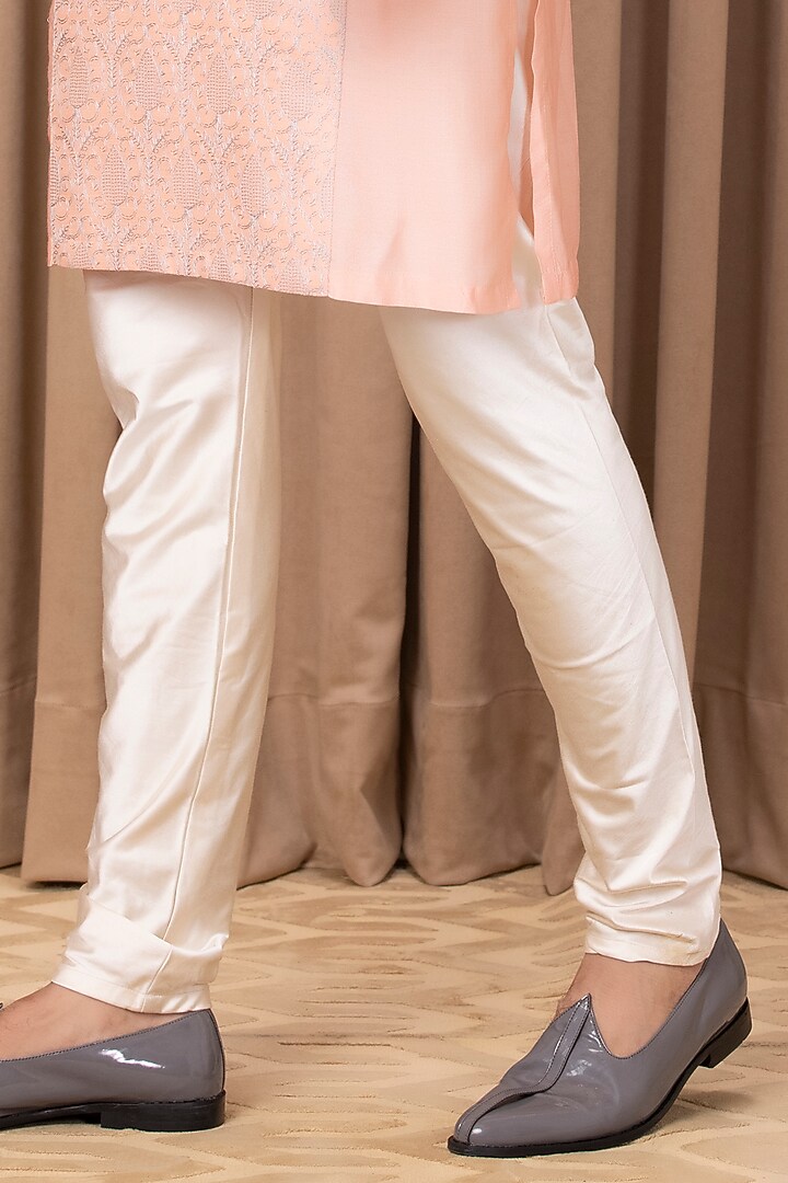 Peach Cotton Silk Machine Embroidered Kurta Set by Ankit V Kapoor at Pernia's Pop Up Shop