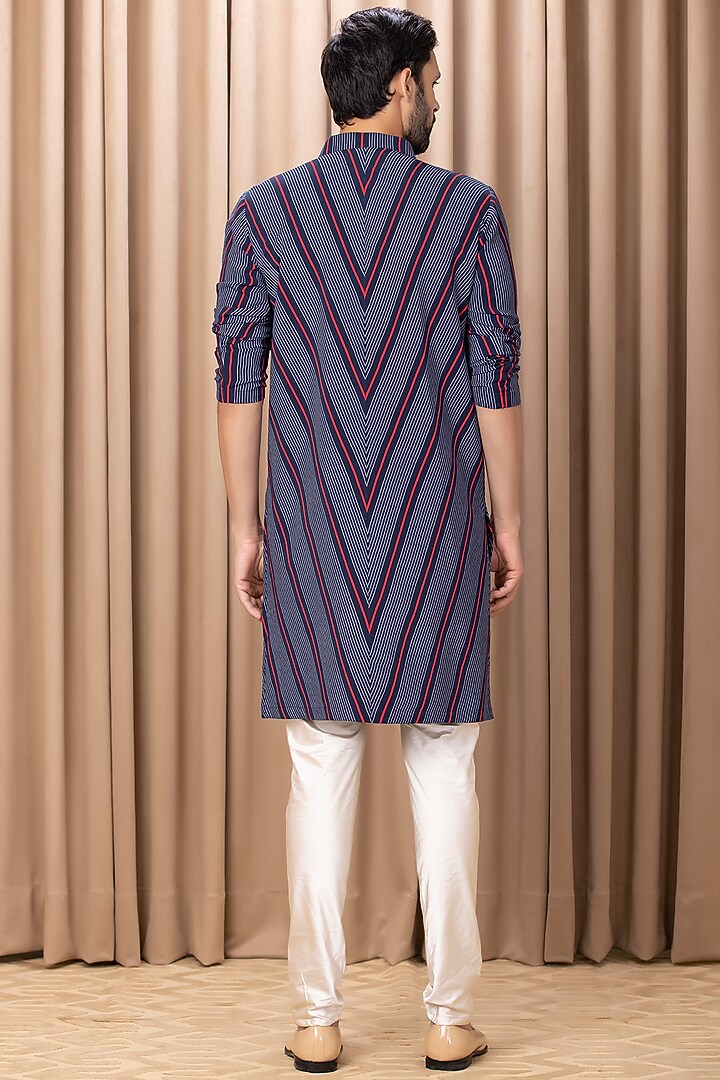 Navy Blue Crepe Digital Printed Kurta Set by Ankit V Kapoor at Pernia's Pop Up Shop