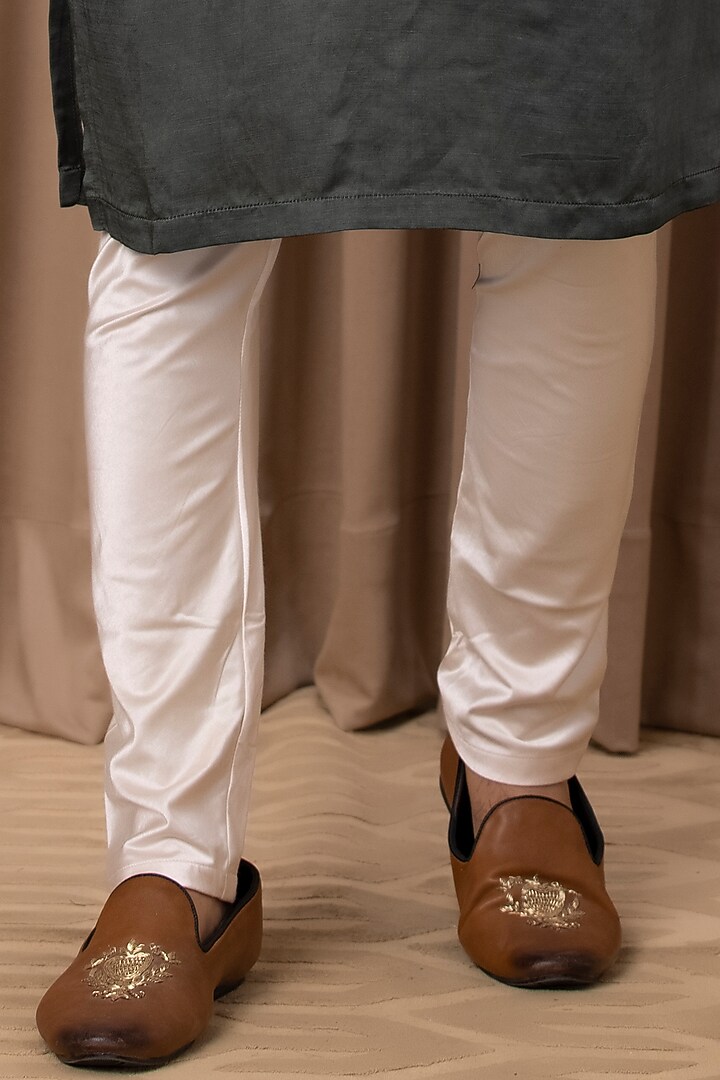 Olive Green Cotton Silk Kurta Set by Ankit V Kapoor at Pernia's Pop Up Shop