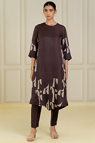 Black Dupion Silk Kurta Set by Avni Bhuva