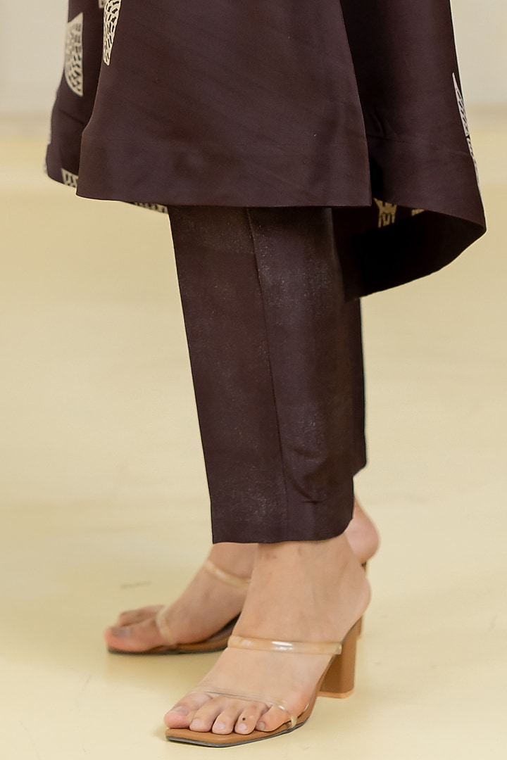 Black Dupion Silk Kurta Set by Avni Bhuva at Pernia's Pop Up Shop
