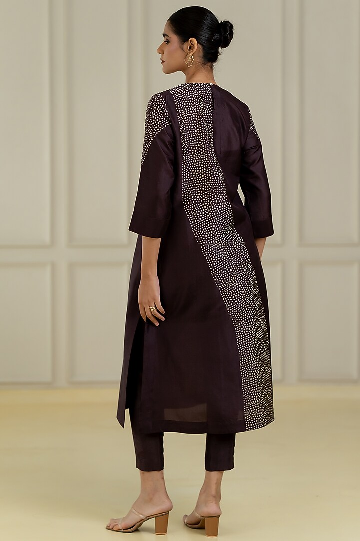 Black Dupion Silk Kurta Set by Avni Bhuva at Pernia's Pop Up Shop