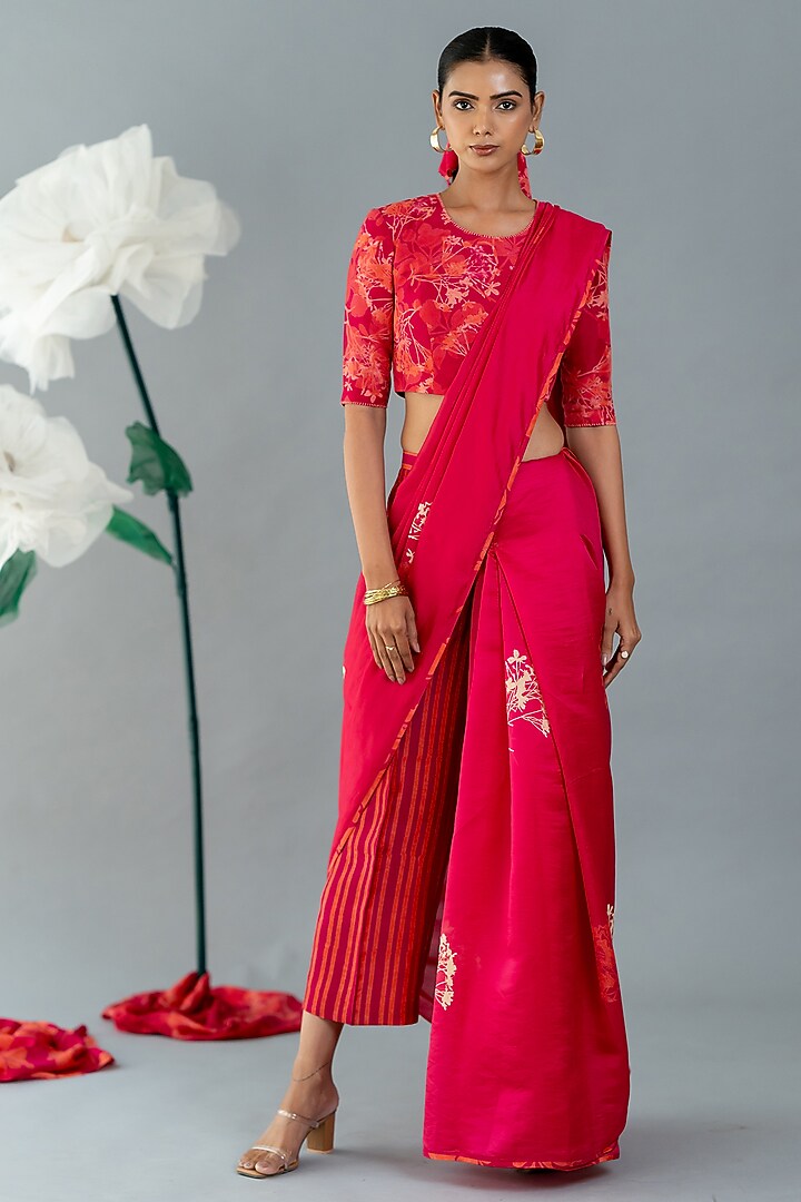 Pink Organza Silk Party Wear Saree Set by Avni Bhuva at Pernia's Pop Up Shop