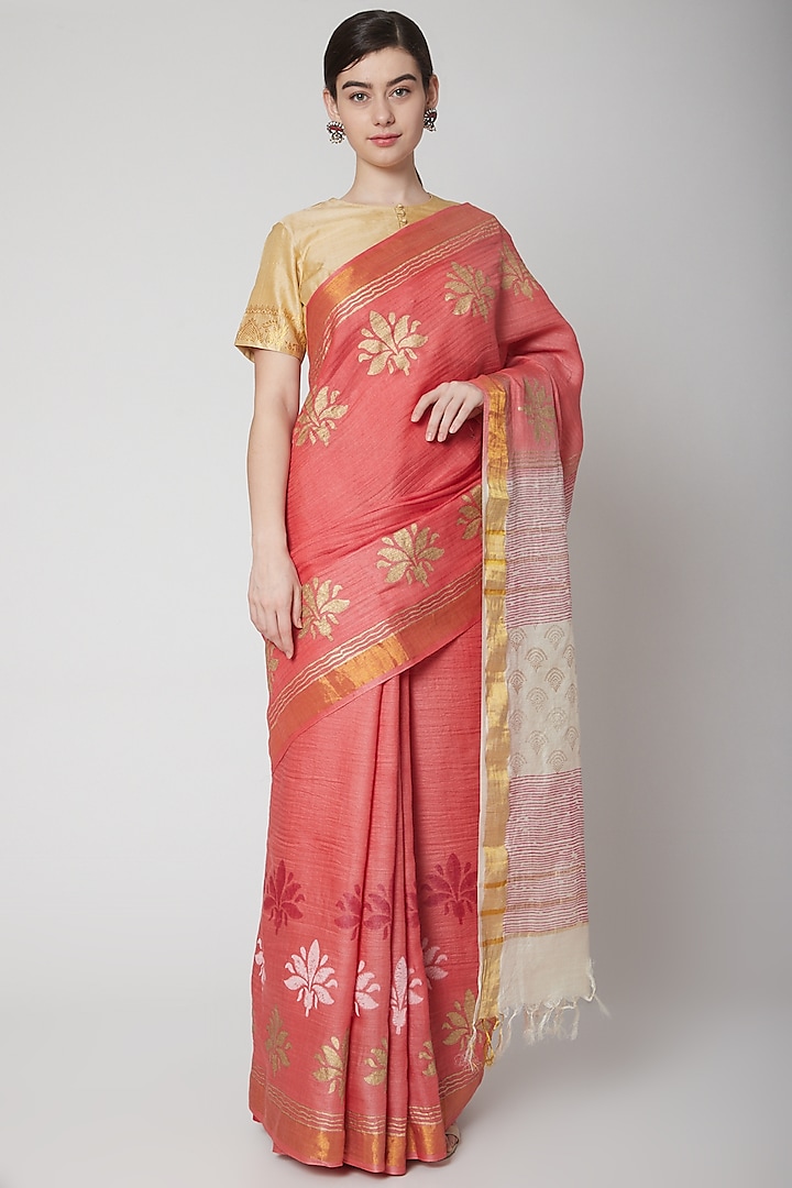 Red Handwoven Silk Saree Set by Avni Bhuva