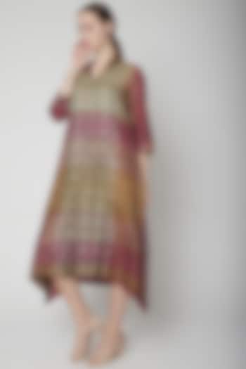 Brown Printed Tussar Silk Kurta by Avni Bhuva at Pernia's Pop Up Shop