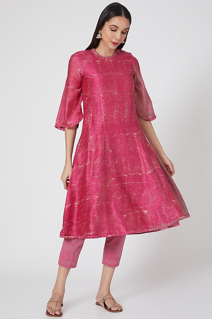 Blush Pink Printed Kurta Set by Avni Bhuva