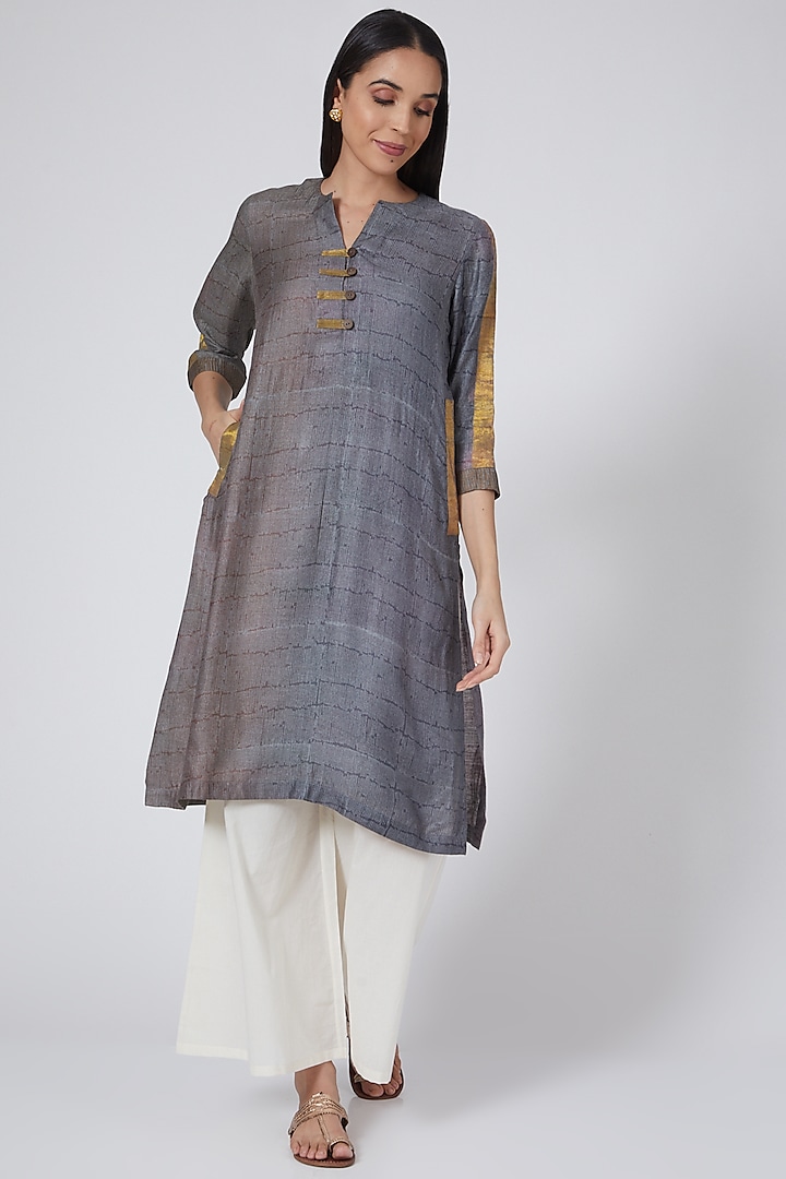 Grey Kurta With Print Design by Avni Bhuva at Pernia's Pop Up Shop 2023