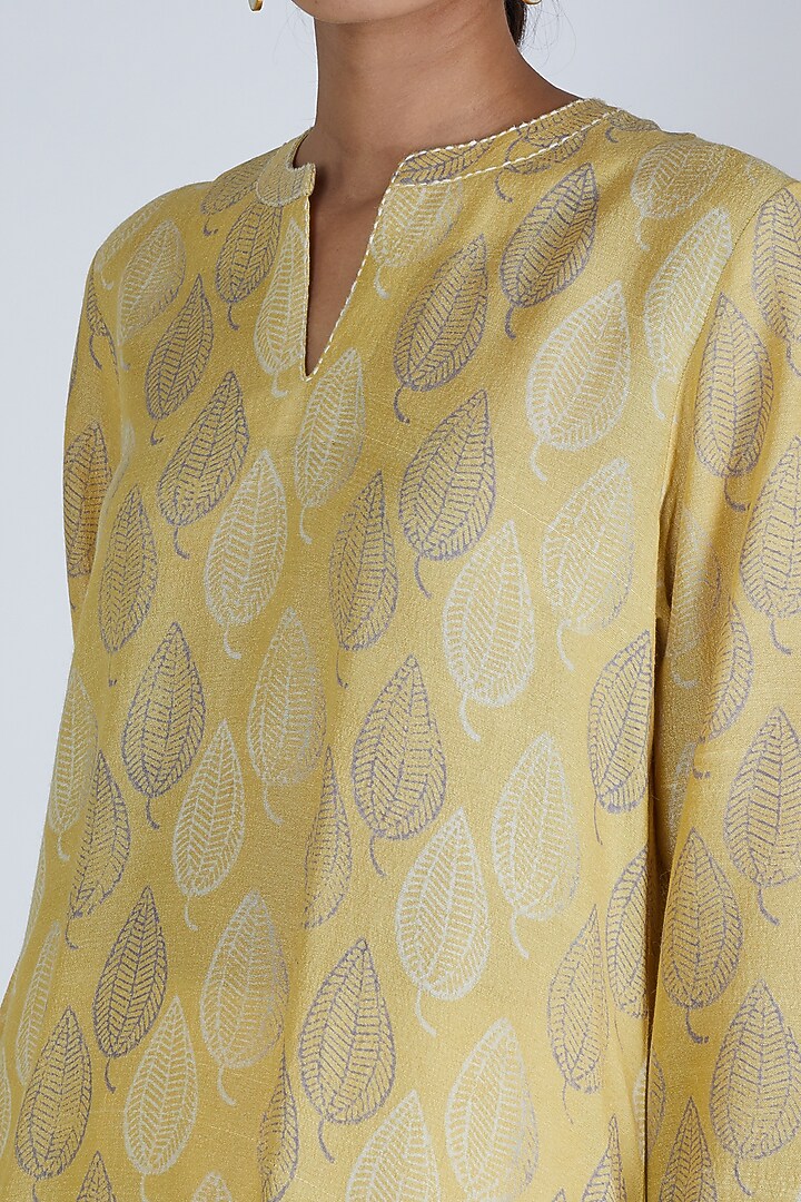 Yellow Asymmetric Printed Tunic by Avni Bhuva at Pernia's Pop Up Shop