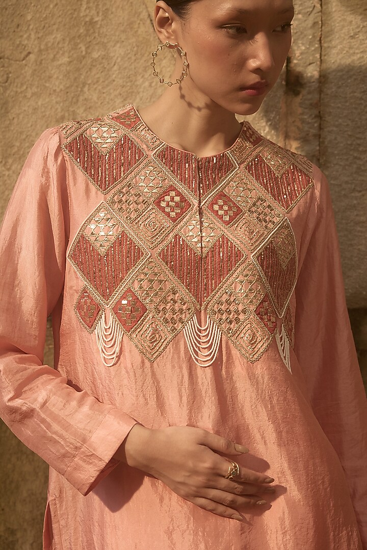 Pink Silk Patchwork Kurta Set by Avacara at Pernia's Pop Up Shop