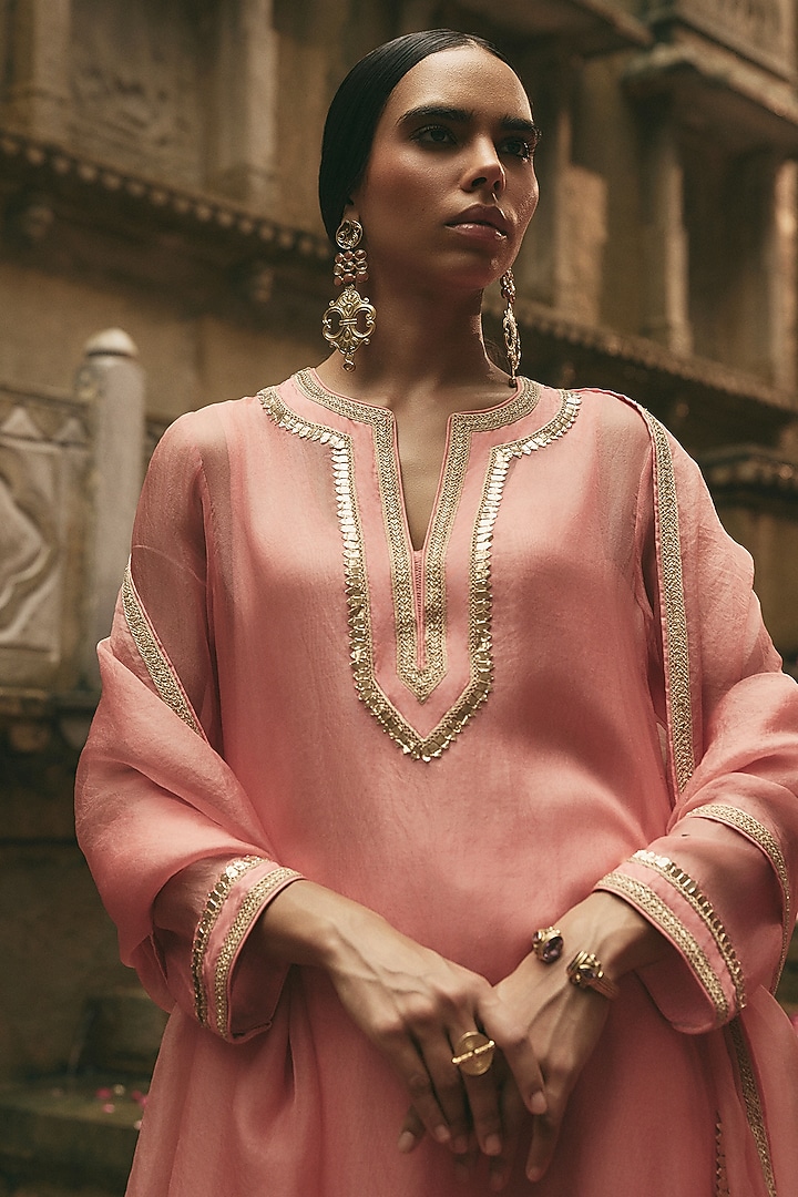 Pink Organza Dori Work Kurta Set by Avacara at Pernia's Pop Up Shop