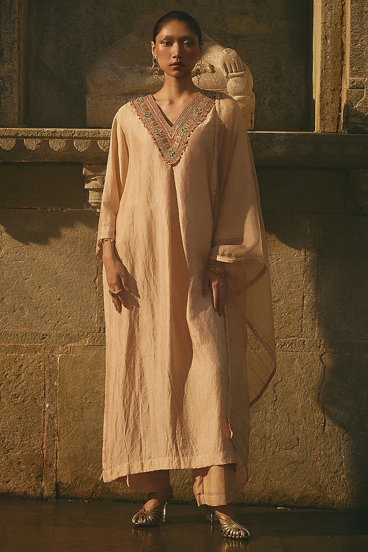 Beige Silk & Chanderi Dori Work Kurta by Avacara at Pernia's Pop Up Shop