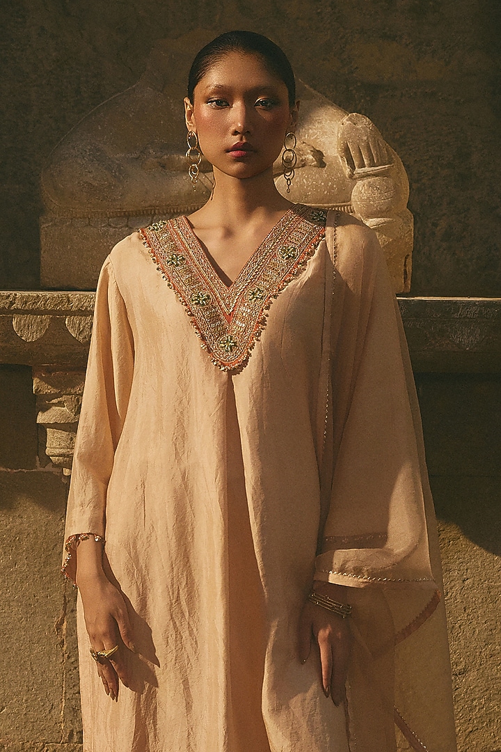 Beige Silk & Chanderi Dori Work Kurta by Avacara at Pernia's Pop Up Shop