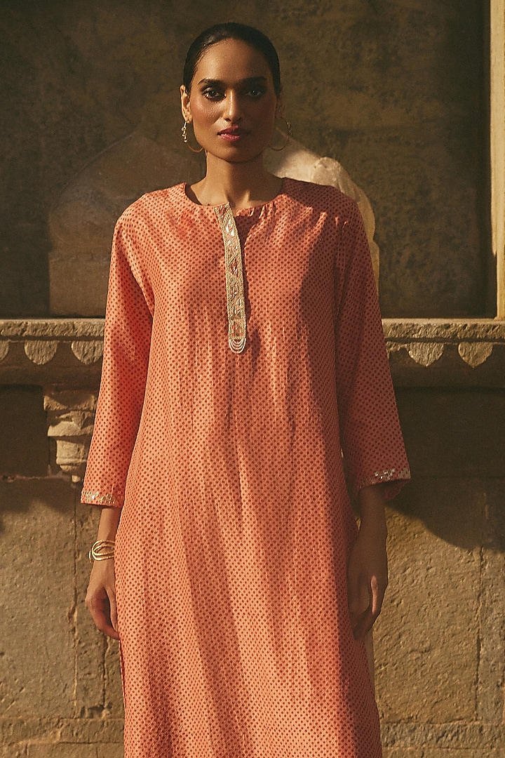 Pink Silk Dori & Gota Work Printed Kurta by Avacara at Pernia's Pop Up Shop