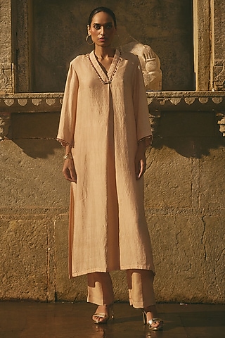Beige Silk Resham Latkan Printed Kurta Set by Avacara