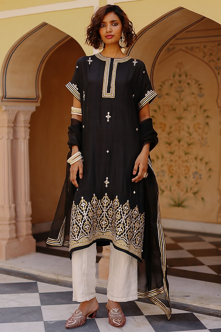 Black Pure Mulberry Silk Embroidered Kaftan Set by Avacara at Pernia's Pop Up Shop