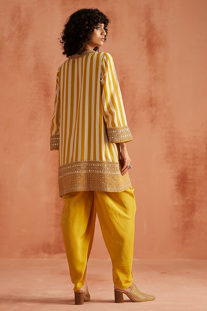 Yellow Handloom Chanderi Hand Block Printed Short Kurta Set by Avacara at Pernia's Pop Up Shop