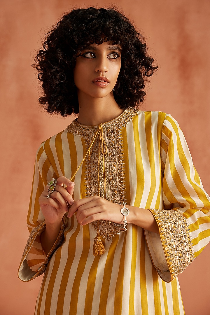Yellow Handloom Chanderi Hand Block Printed Short Kurta Set by Avacara at Pernia's Pop Up Shop