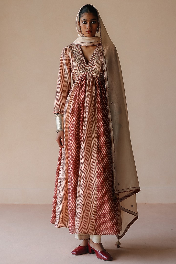 Rust Chanderi Printed & Thread Embroidered Wedding Anarkali Set by Avacara at Pernia's Pop Up Shop