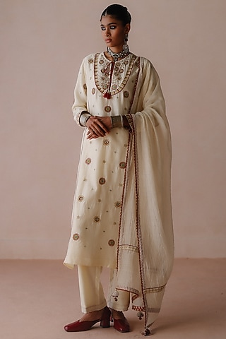 Ivory Chanderi Hand Embroidered Kurta Set by Avacara