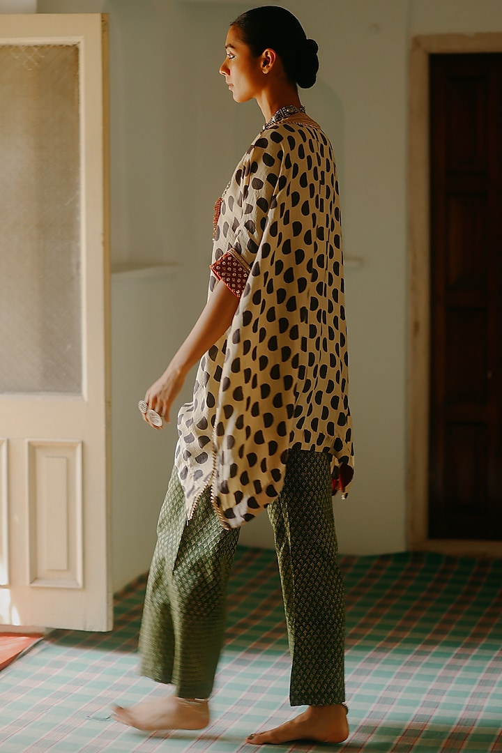 Cream Silk Printed & Resham Embroidered kaftan Set by Avacara at Pernia's Pop Up Shop