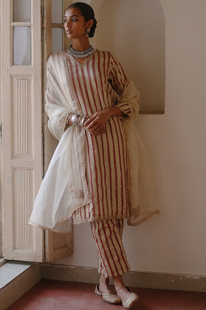 Cream & Red Cotton Satin Silk Printed & Gota Embroidered Kurta Set by Avacara at Pernia's Pop Up Shop