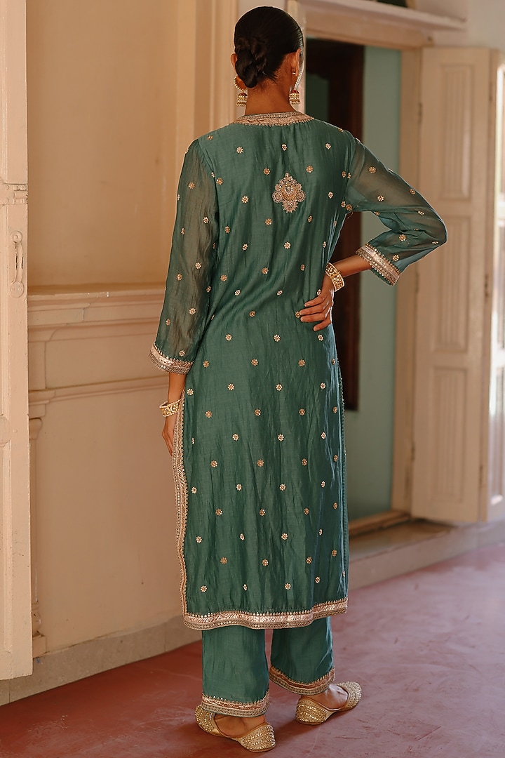 Turquoise Chanderi Marodi Hand Embroidered Kurta Set by Avacara at Pernia's Pop Up Shop