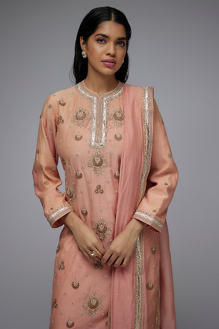 Pink Chanderi Kurta Set by Avacara at Pernia's Pop Up Shop