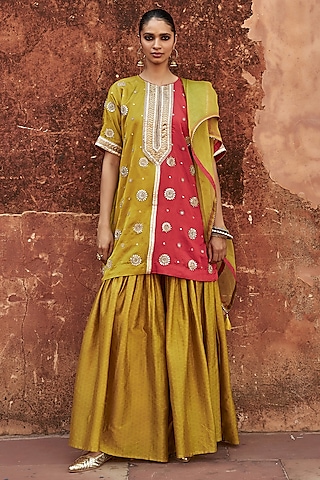 Yellow Satin Silk Zardosi Embroidered Kurta Set by Avacara