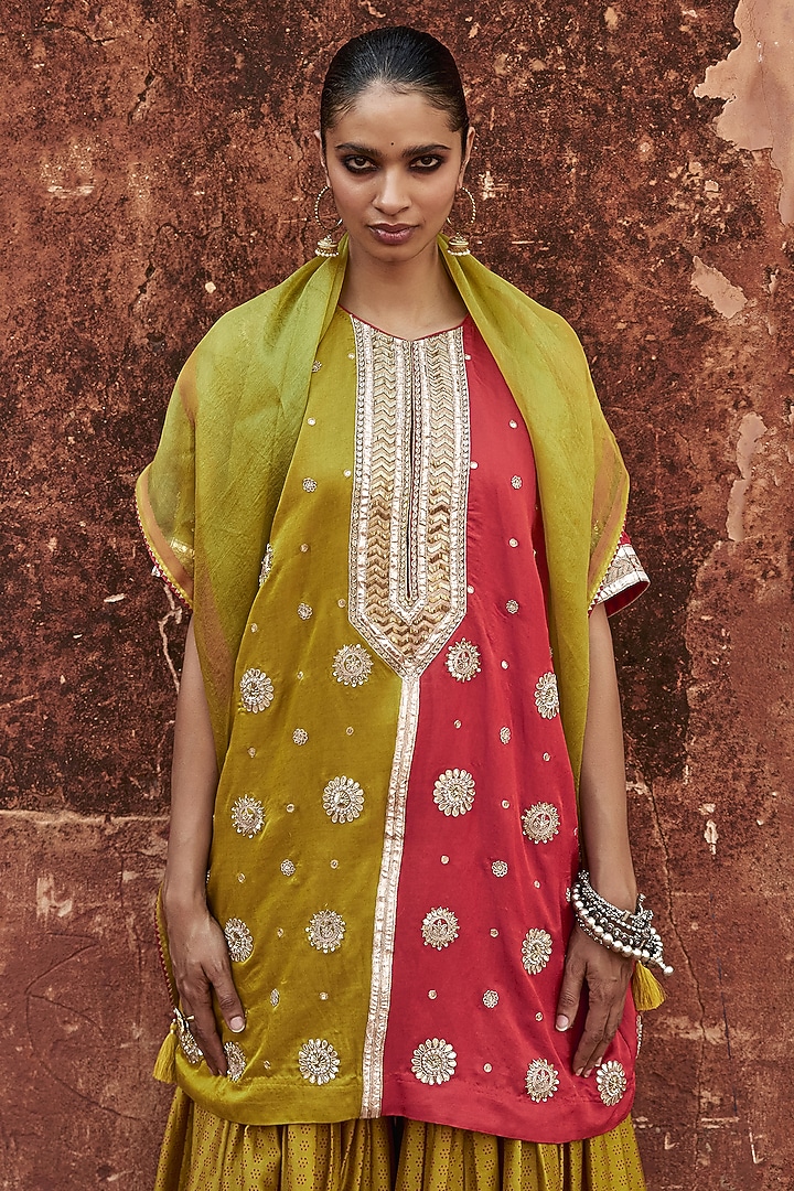 Yellow Satin Silk Zardosi Embroidered Kurta Set by Avacara at Pernia's Pop Up Shop
