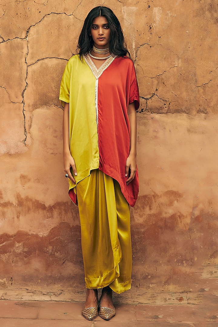 Green & Red Satin Silk Marodi Embroidered Dual-Tone Kaftan Set by Avacara at Pernia's Pop Up Shop