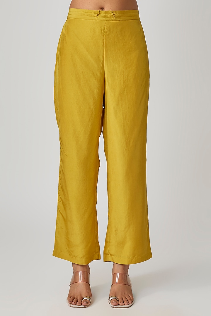 Yellow Organza & Silk Dori Embroidered Kaftan Set by Avacara at Pernia's Pop Up Shop