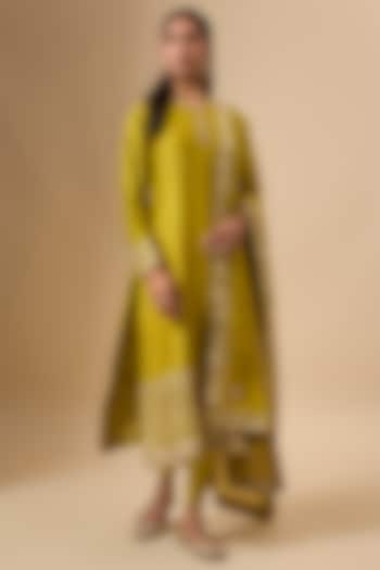 Light Green Chanderi Kurta Set by Avacara at Pernia's Pop Up Shop