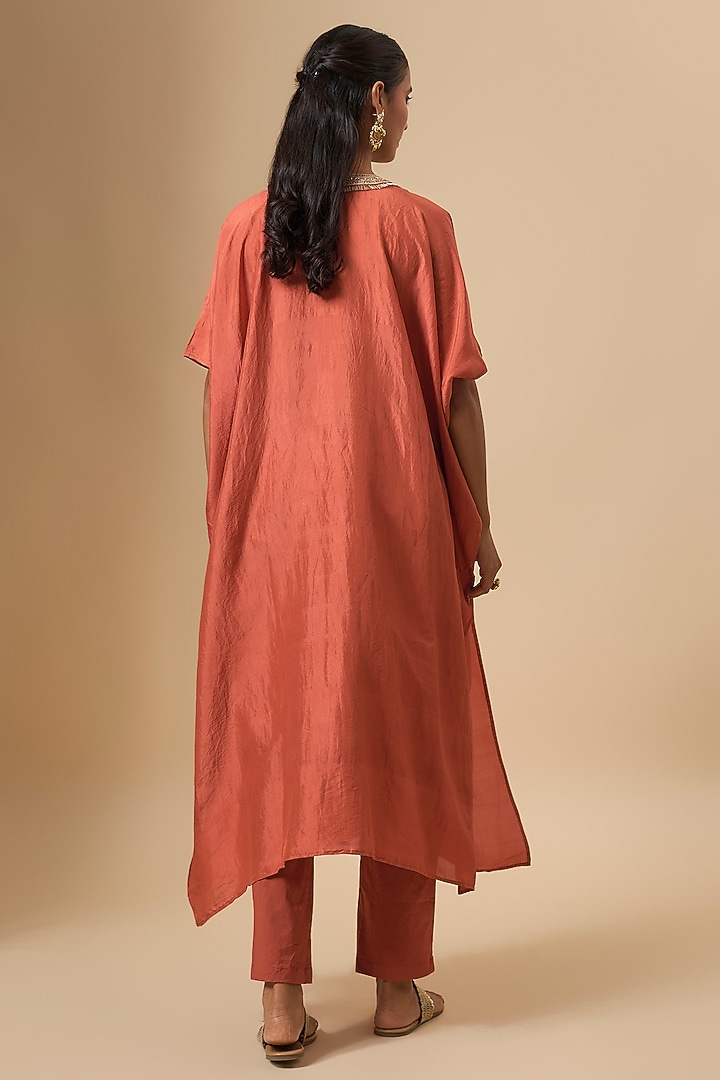 Red Mulberry Silk Kurta Set by Avacara at Pernia's Pop Up Shop