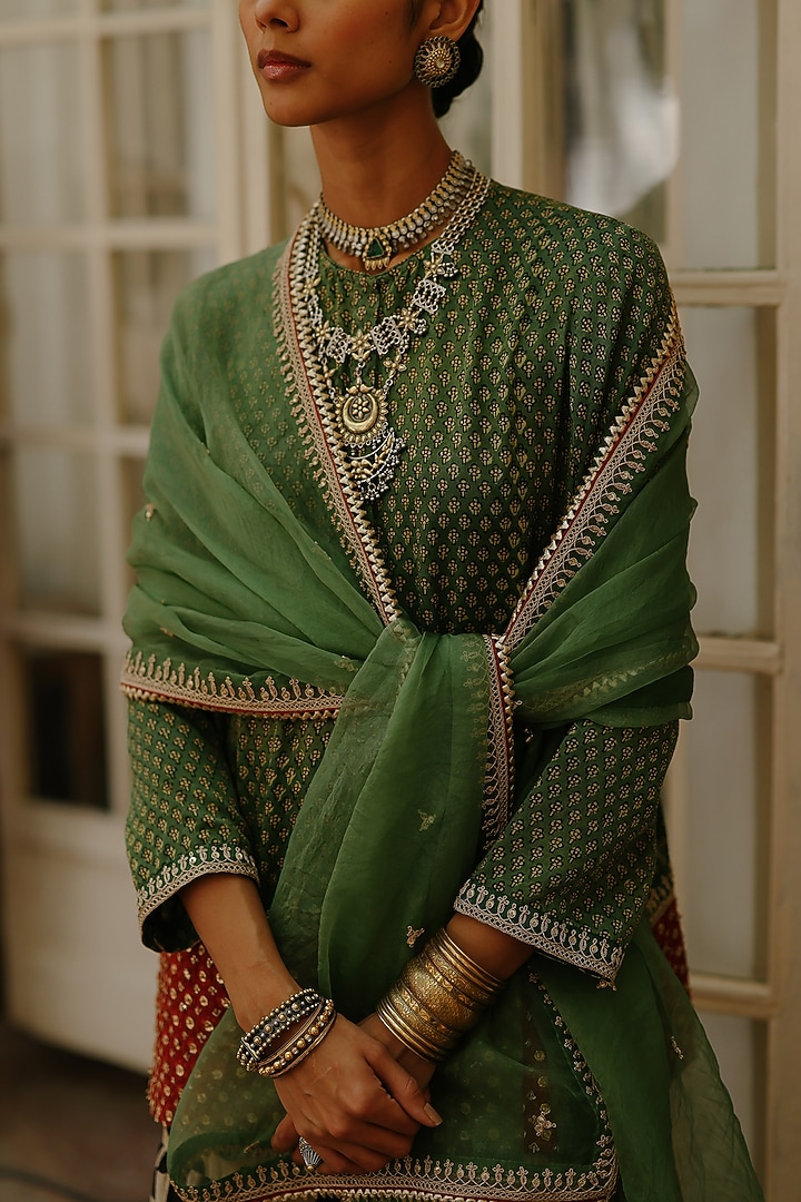 Green Cotton Satin Silk Printed & Gota Embroidered Short Kurta Set by Avacara at Pernia's Pop Up Shop