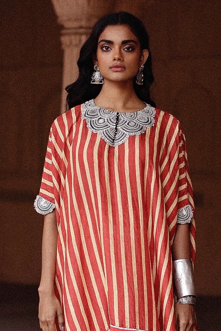 Red Pure Mulberry Silk Marodi Embroidered Kaftan Set by Avacara at Pernia's Pop Up Shop