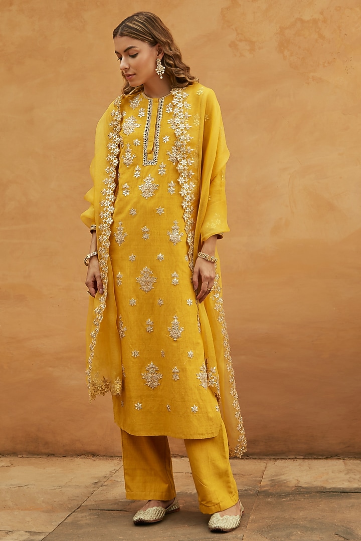 Yellow Cotton Matka Silk Gota Work Kurta Set by Avacara at Pernia's Pop Up Shop