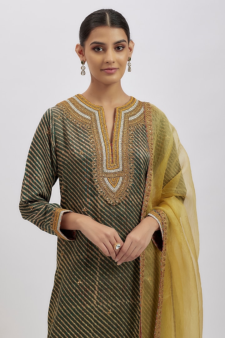 Green Pure Silk Cotton Marodi Work & Hand Block Printed Kurta Set by Avacara at Pernia's Pop Up Shop