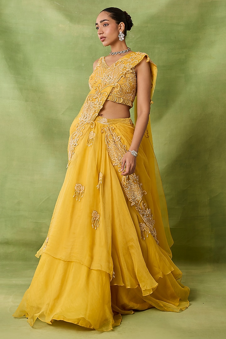 Yellow Georgette & Net Skirt Reception Saree Set by AWIGNA BY VARSHA & RITTU at Pernia's Pop Up Shop