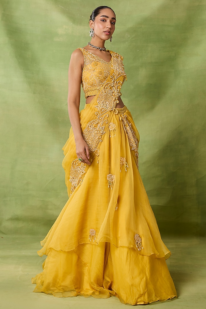 Yellow Georgette & Net Skirt Reception Saree Set by AWIGNA BY VARSHA & RITTU at Pernia's Pop Up Shop