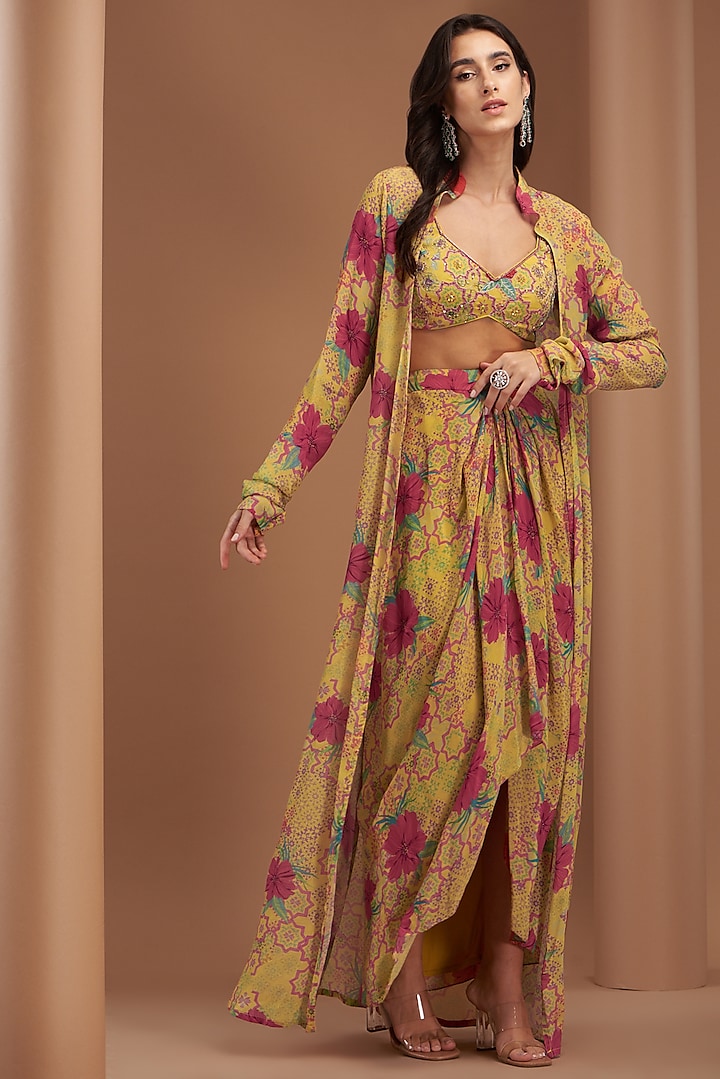Yellow Crepe Printed Cape Set by AWIGNA BY VARSHA & RITTU