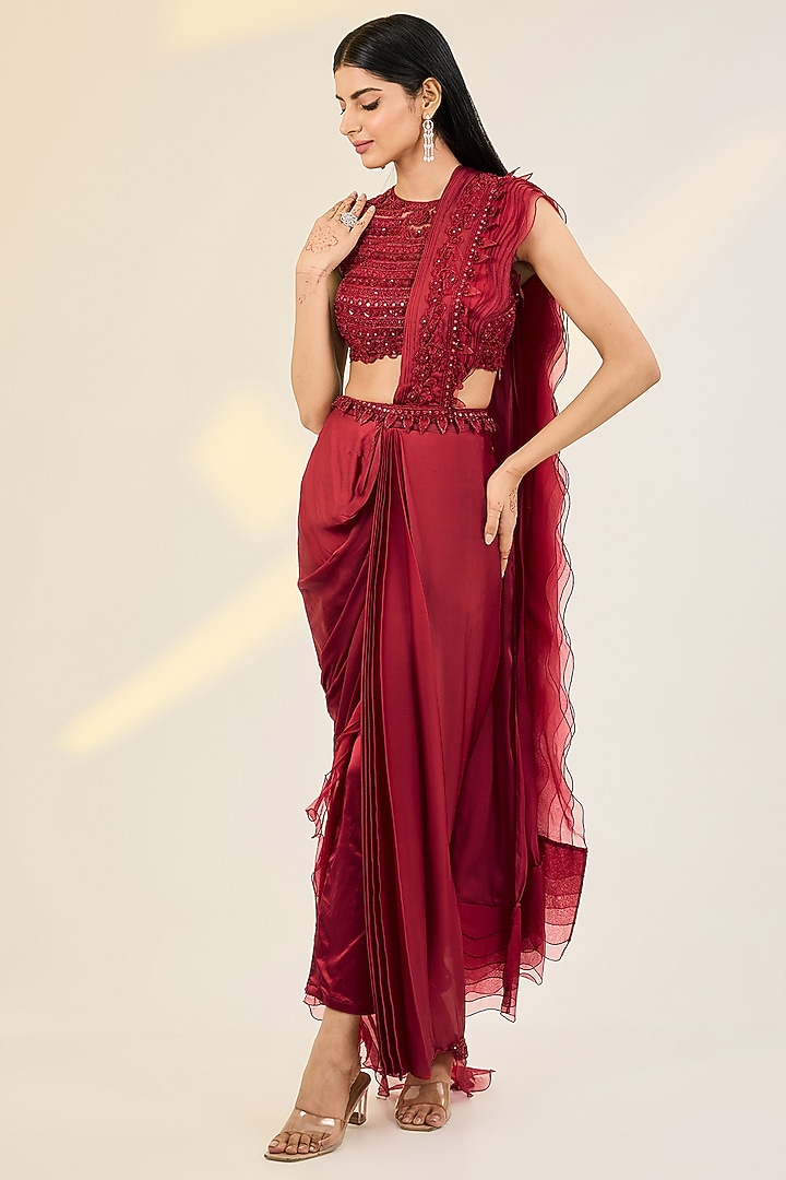 Red Pure Organza & Net Hand Embroidered Draped Wedding Saree Set by AWIGNA BY VARSHA & RITTU at Pernia's Pop Up Shop