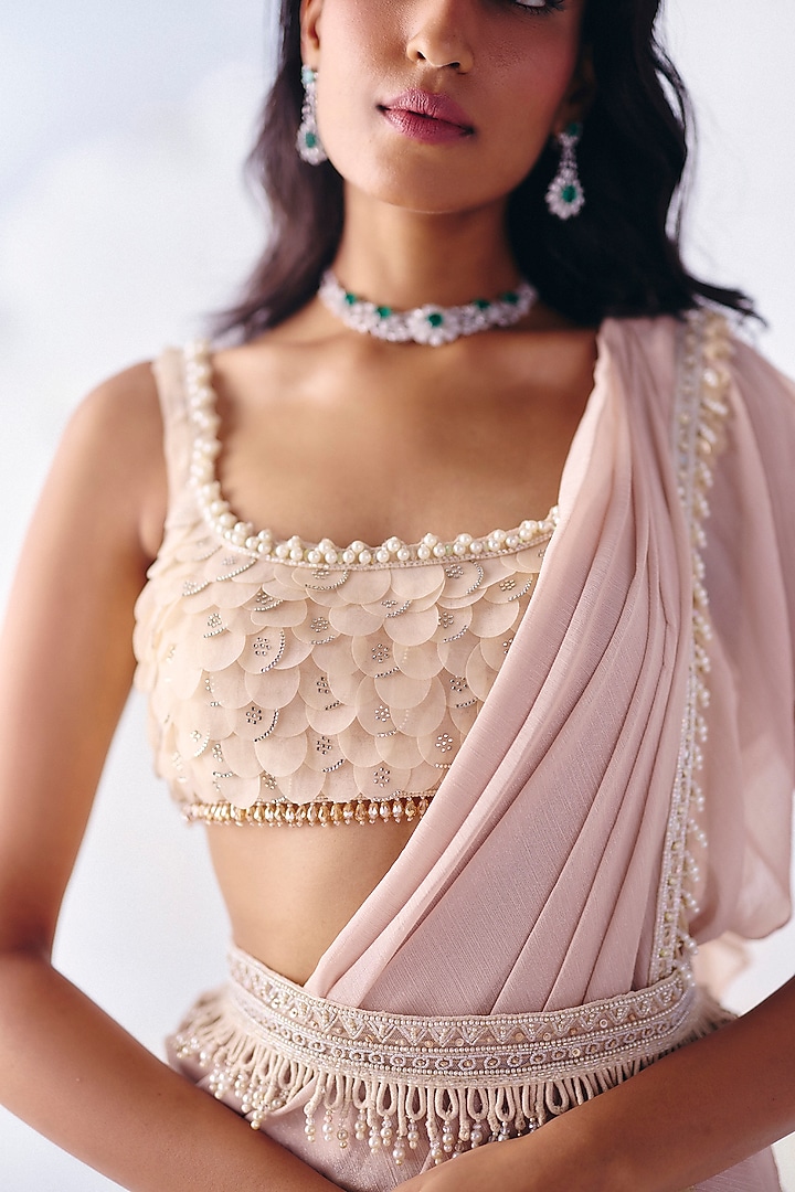 Dusty Pink Metallic Georgette Embroidered Pre-Draped Wedding Saree Set by AWIGNA BY VARSHA & RITTU at Pernia's Pop Up Shop