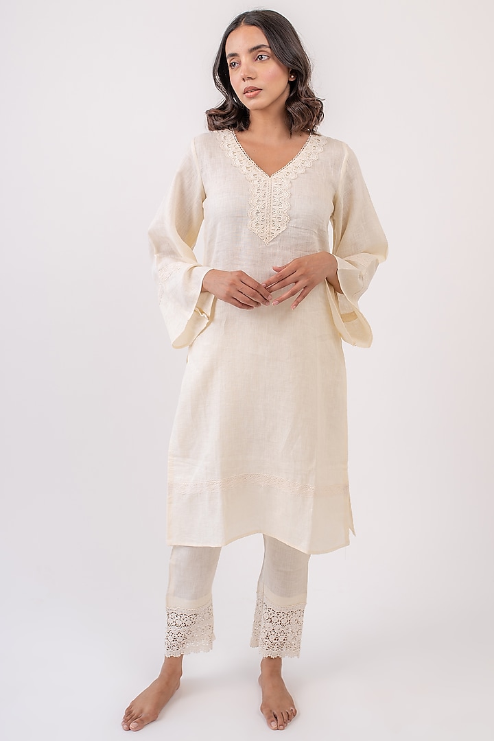 Ivory Linen Kurta Set by Avaasya Jaipur at Pernia's Pop Up Shop