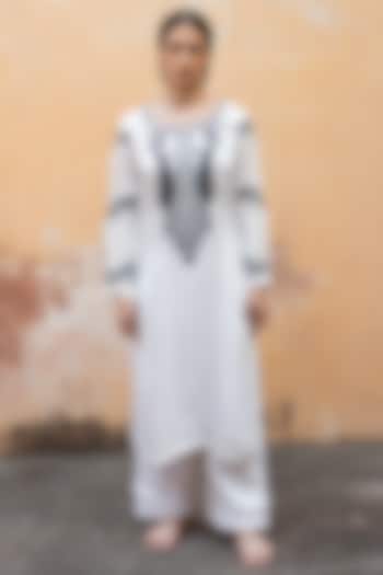 Ivory Pure Cotton Silk Embroidered Kurta Set by Avaasya Jaipur at Pernia's Pop Up Shop