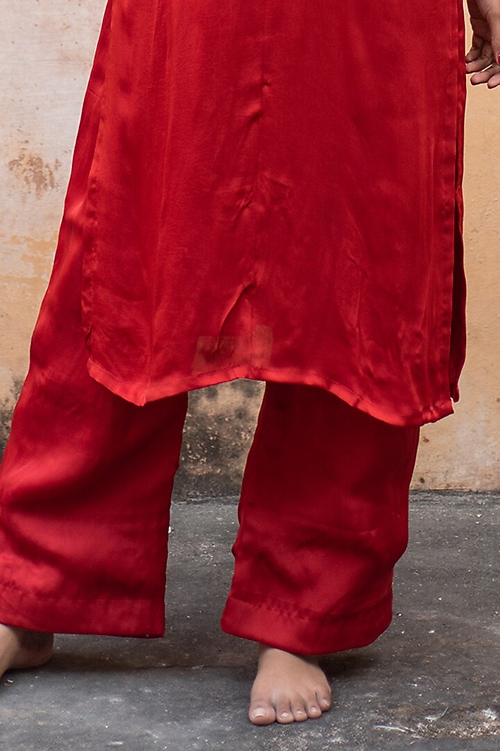 Red Pure Cotton Silk Embroidered Kurta Set by Avaasya Jaipur at Pernia's Pop Up Shop