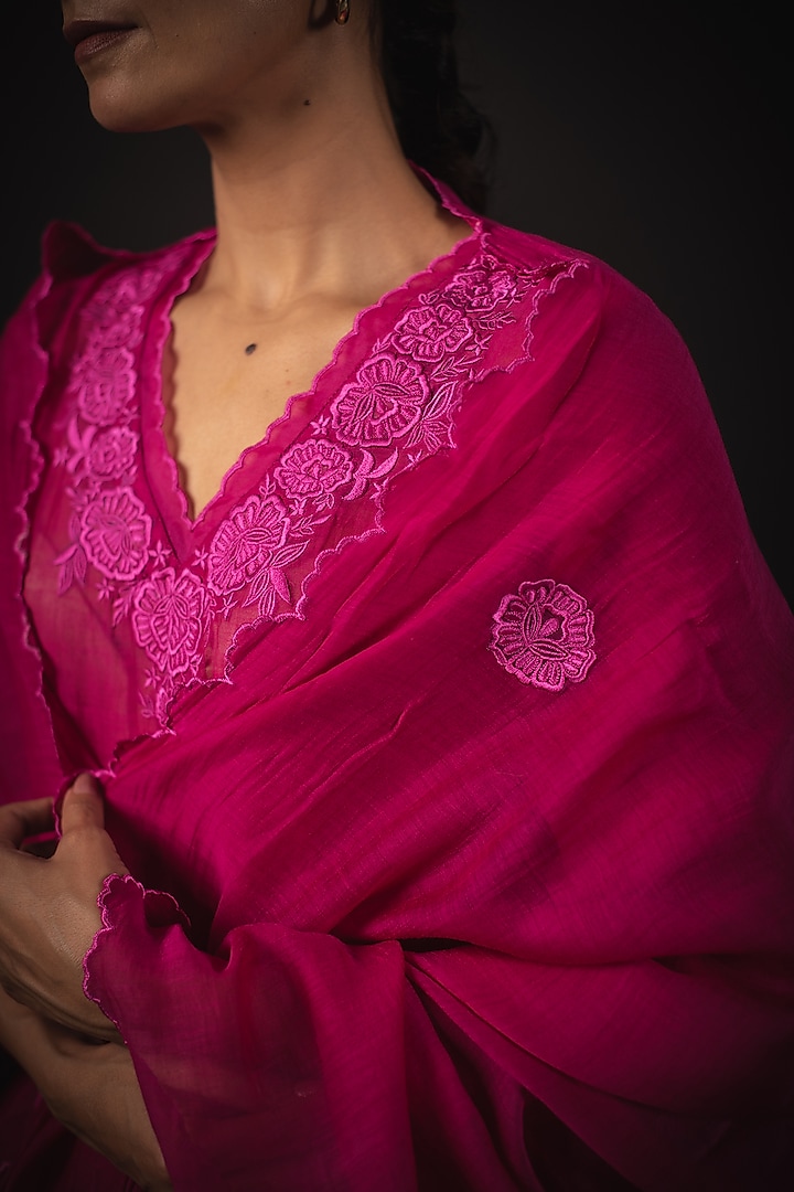 Electric Pink Handloom Chanderi Resham Embroidered Straight Kurta Set by Avaasya Jaipur at Pernia's Pop Up Shop