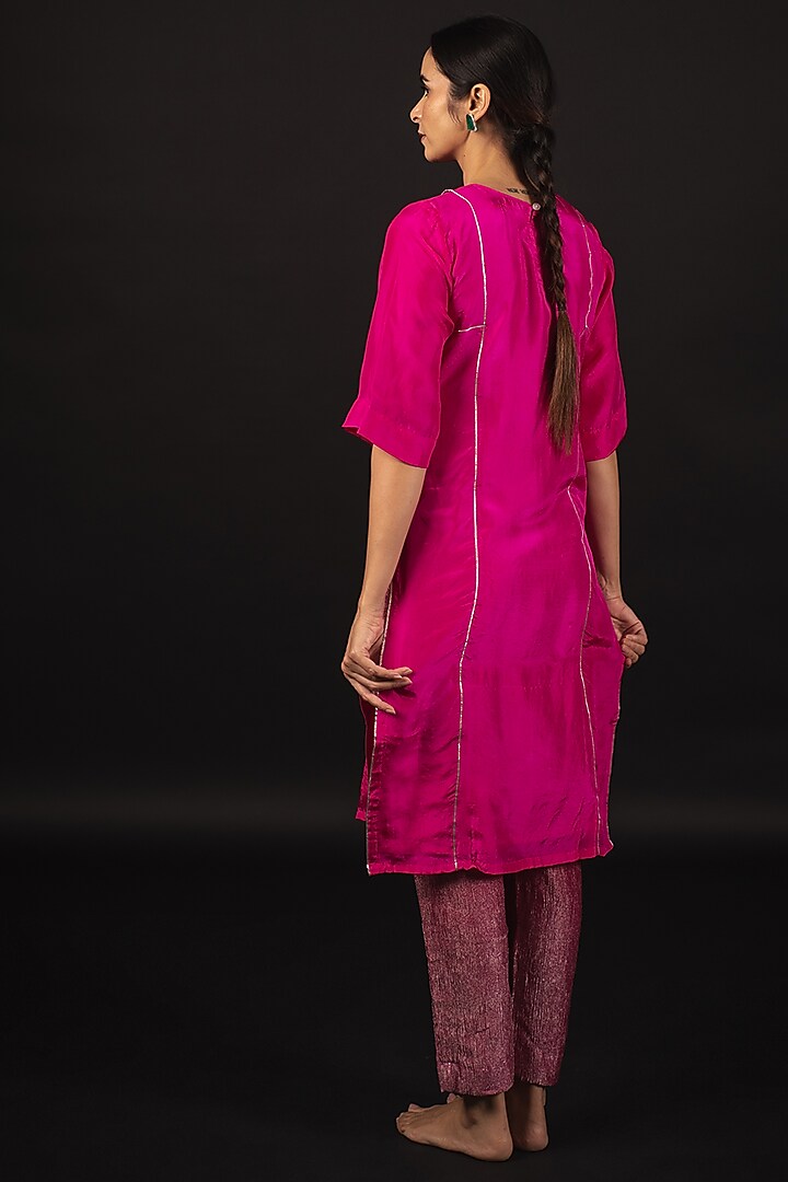 Electric Pink Pure Habutai Silk Gota Patti Kurta Set by Avaasya Jaipur at Pernia's Pop Up Shop