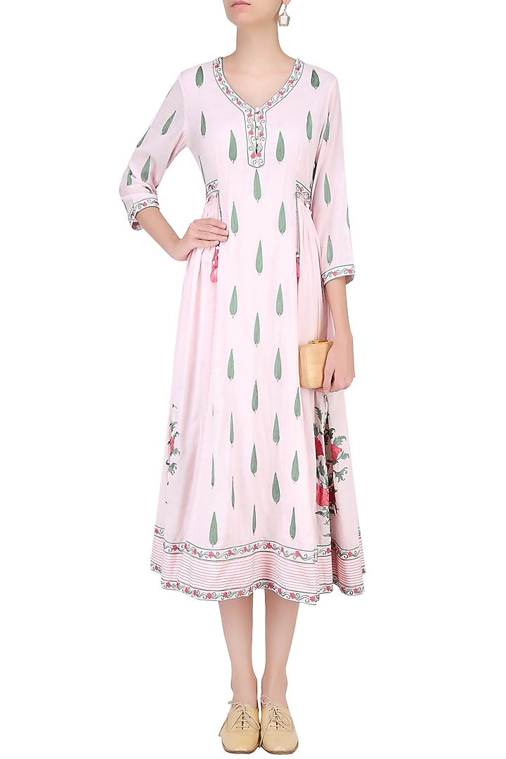 Powder pink and green floral embroidered anarkali tunic available only at Pernia's Pop Up Shop.